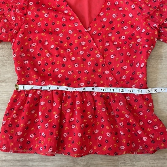 Madewell Tiered-Sleeve Peplum Top in Metallic Prairie Posies size 6 - Picture 10 of 15